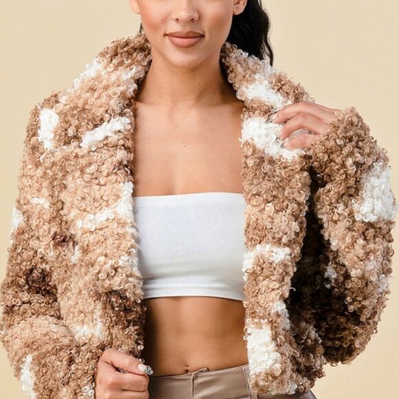 Curly Fur Cropped Jacket - Picture 4 of 10